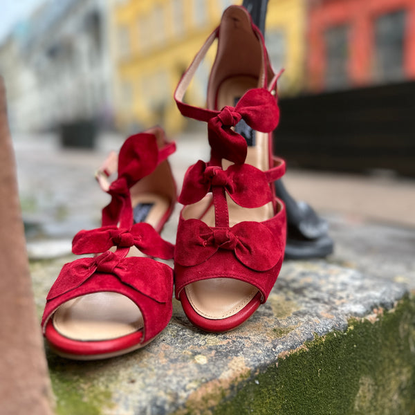 Lola Ramona Ava La Provence