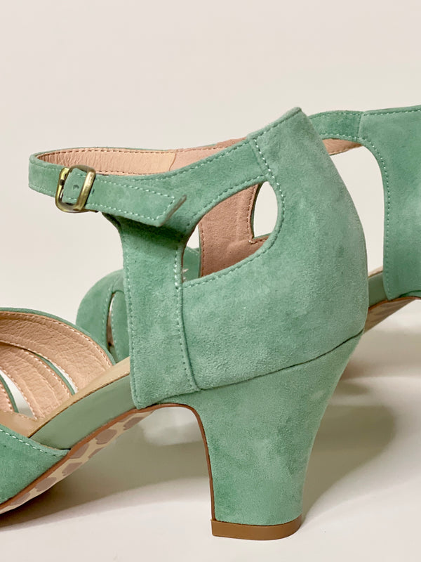 Lola Ramona Ava Twist & Twirl