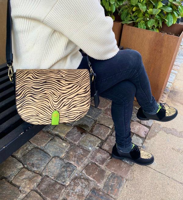 Lola Ramona Debbie Tiger