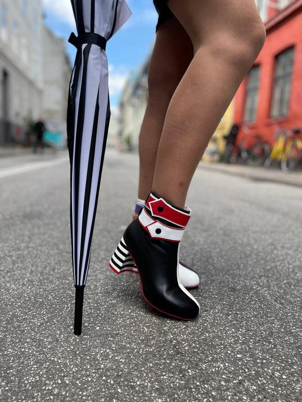 Lola Ramona Eileen Shifter