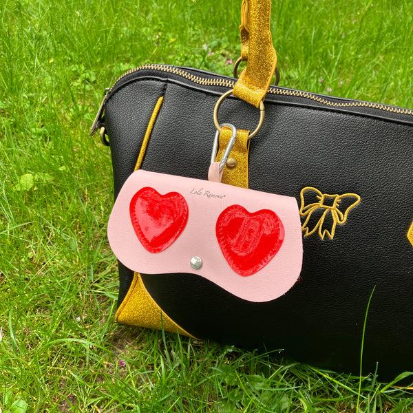 Lola Ramona Heart Eye Cover