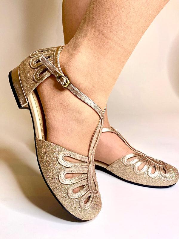 Lola Ramona Penny Stardust