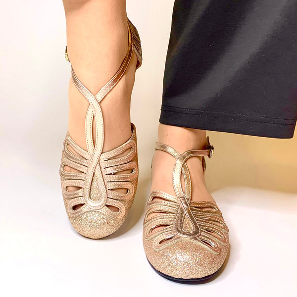 lola ramona Penny Stardust