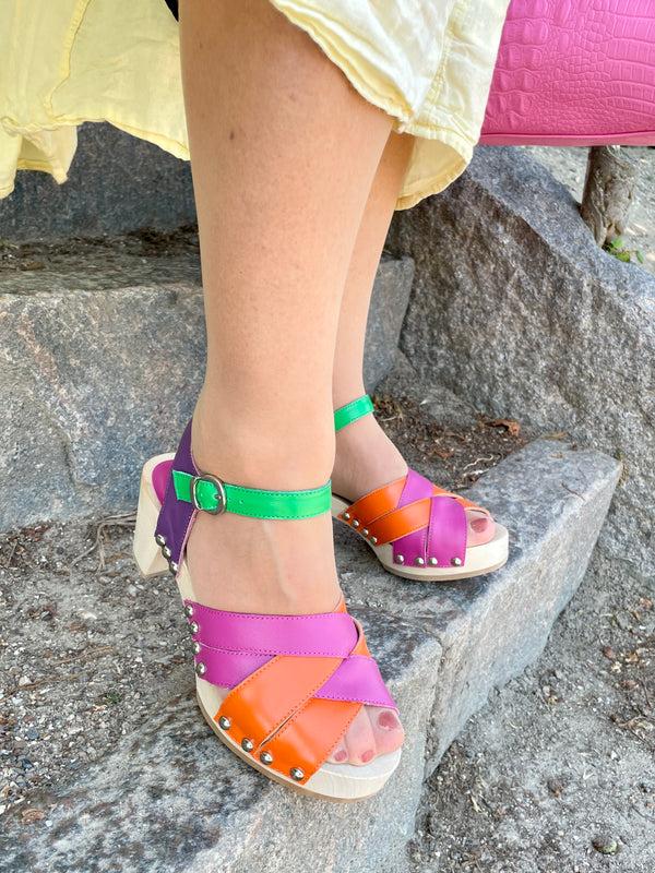 Lola Ramona Rosie Wooden Clog Vacation