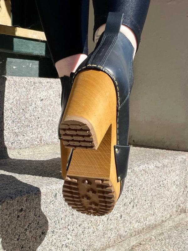 Lola Ramona Sanita Wood-Penny Chunk Boot Black