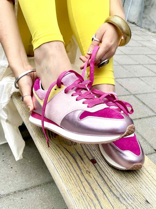 lola ramona Serena Anna