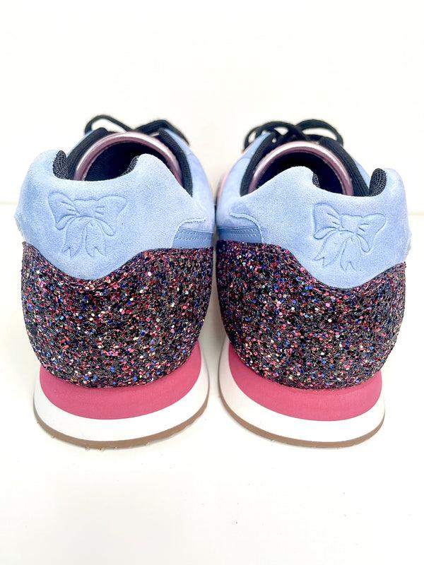 Lola Ramona Serena | UNICORN Stars At Dawn