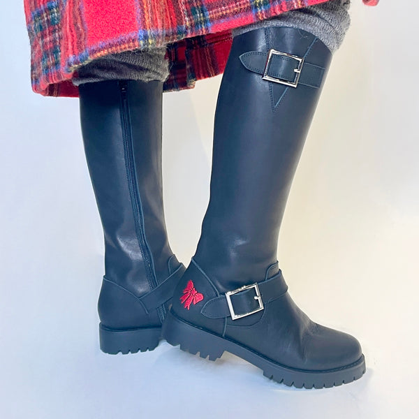 Lola Ramona Shelly Biker