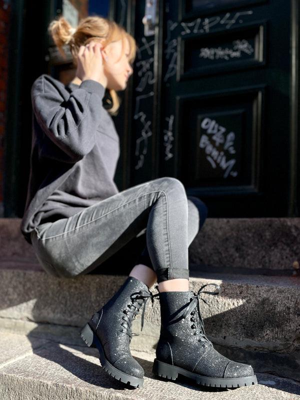 Lola Ramona Shelly Sparkle