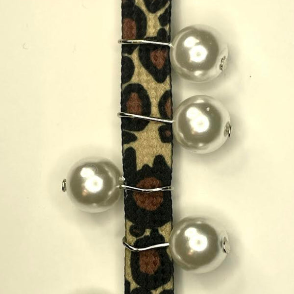 lola ramona Subtle Pearl Charm