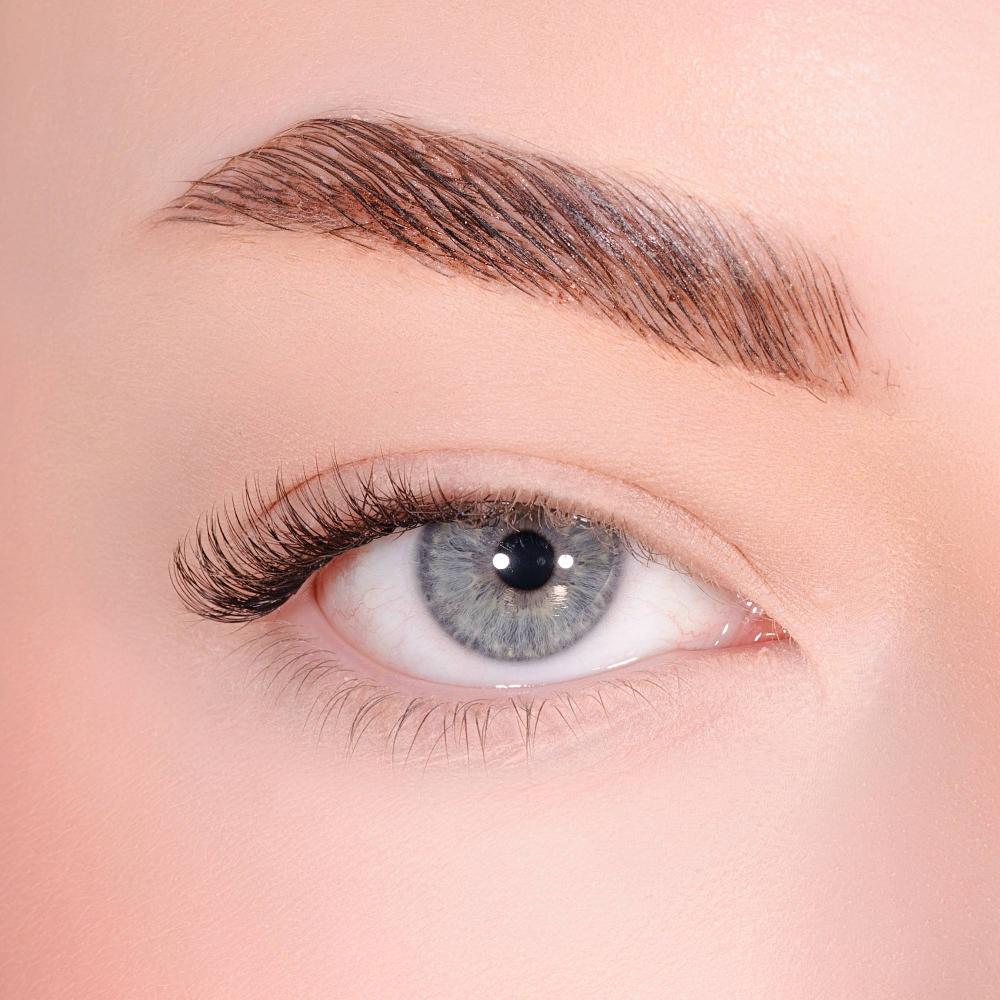 Lolas Lashes Bare Pre-Glued Half Lashes