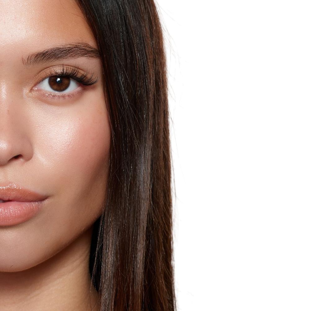 Lolas Lashes Feathered Flare Pre-Glued Half Lashes