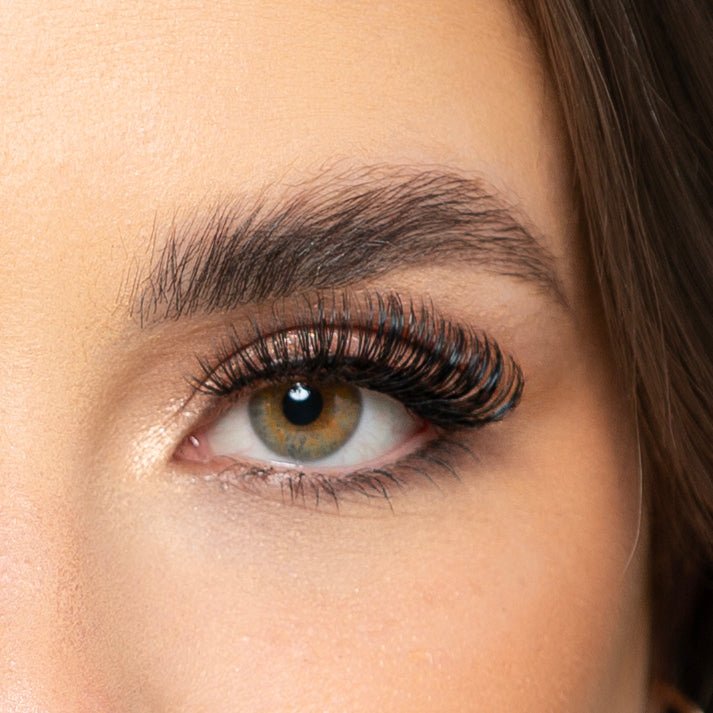 Lolas Lashes L.W.I She's Fire Russian Strip Lashes