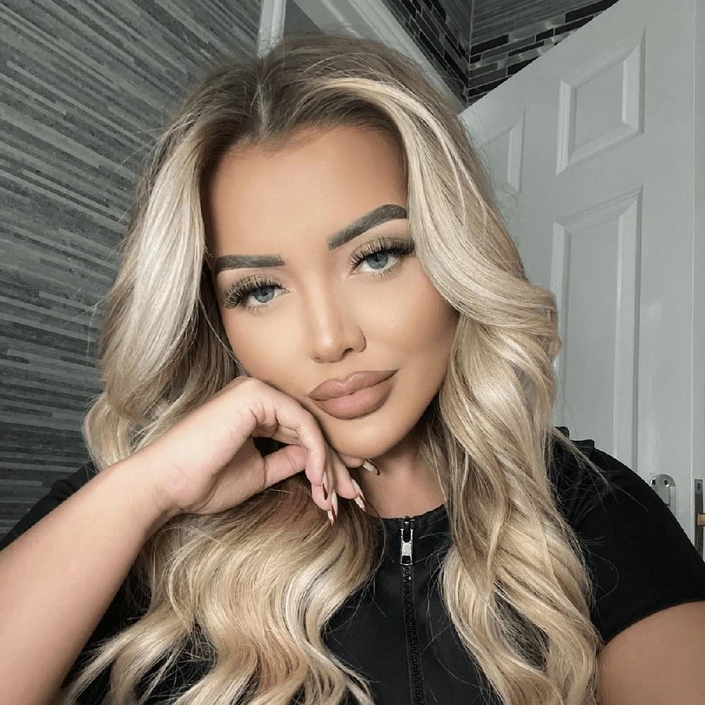 Lolas Lashes L.W.I She's Fire Russian Strip Lashes