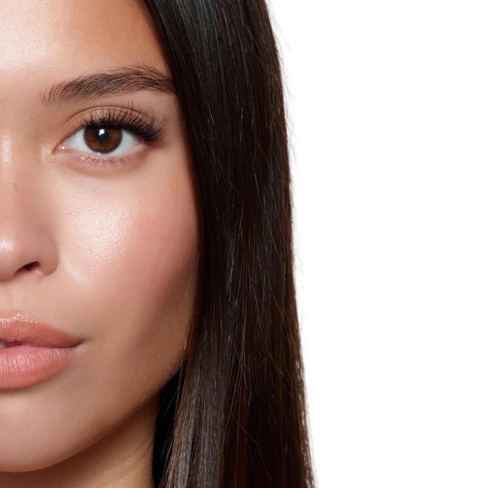 Lolas Lashes Natural Pre-mapped Pre-Glued Lashes