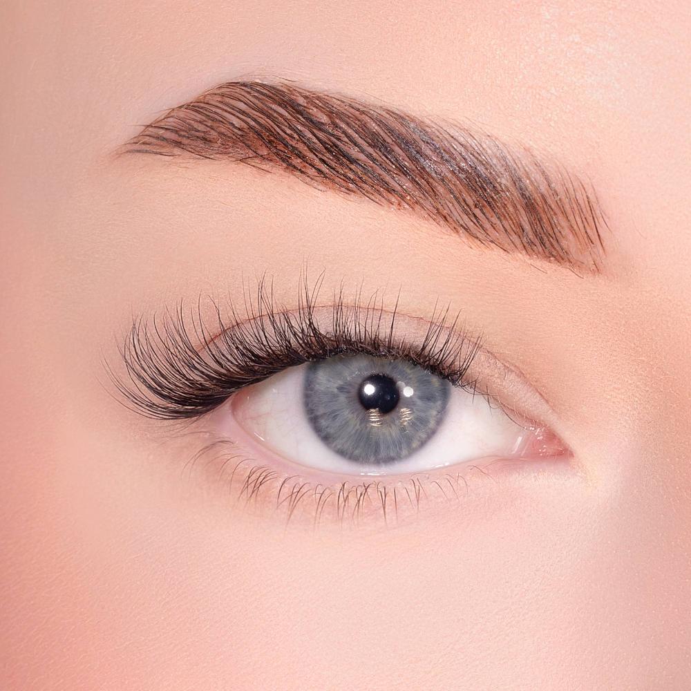 Lolas Lashes Soft Wisp Pre-Glued Lashes