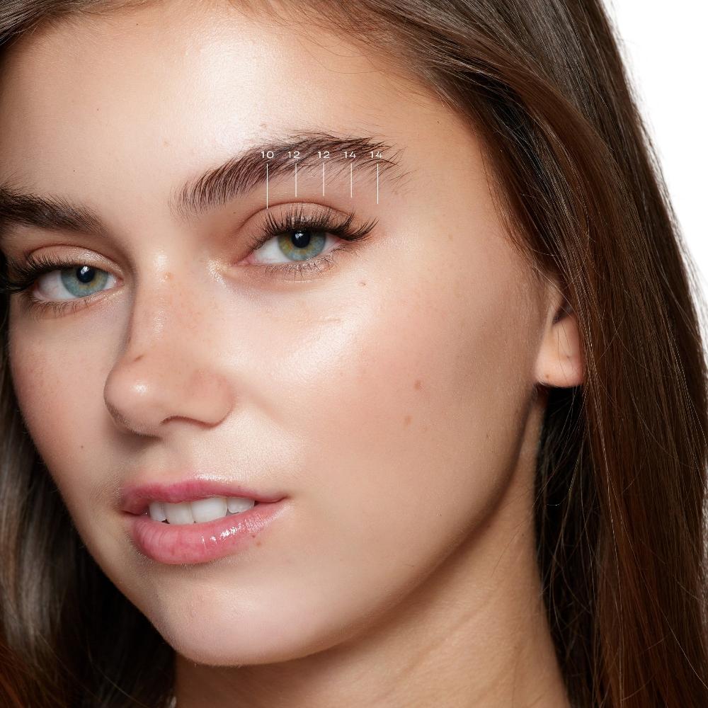 Lolas Lashes Tapered Pre-Glued Lashes Set