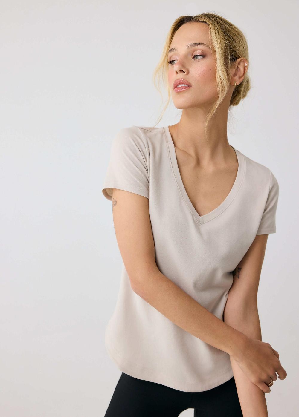 Lole Effortless V-Neck Shirt