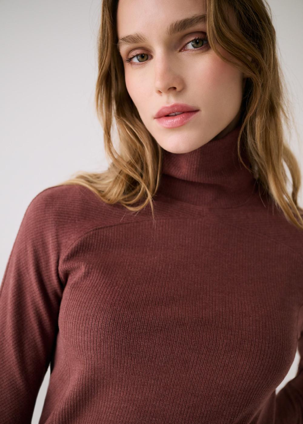 lole Traverse Turtleneck
