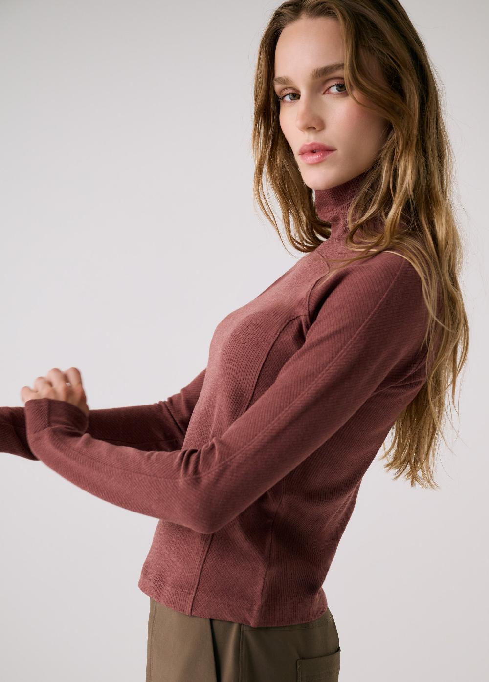 Lole Traverse Turtleneck