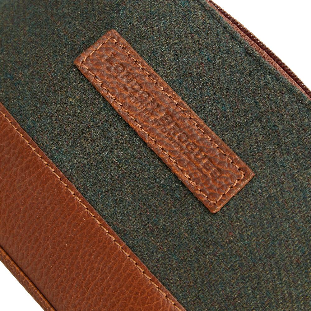London Brogues Green Tweed And Leather Washbag