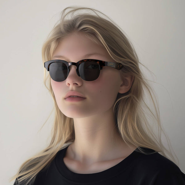 London Mole Courier Sunglasses In Gloss Tortoiseshell