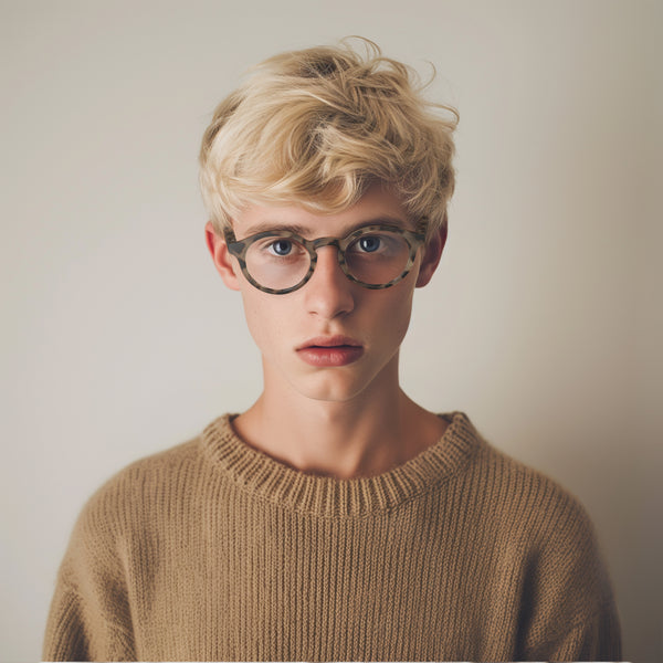London Mole Graduate Reading Glasses In Matt Pale Tortoiseshell