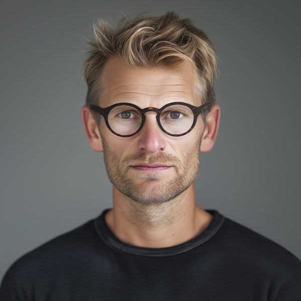 London Mole Graduate Reading Glasses In Matt Tortoiseshell
