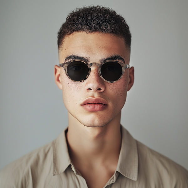 London Mole Graduate Sunglasses In Gloss Pale Tortoiseshell