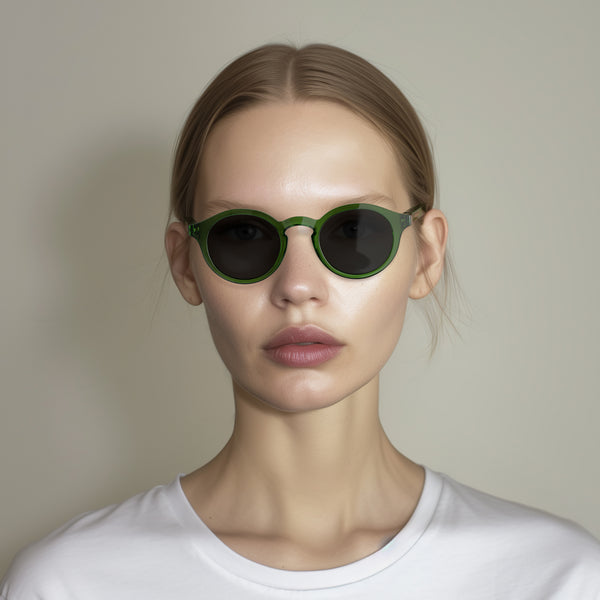London Mole Graduate Sunglasses In Transparent Green