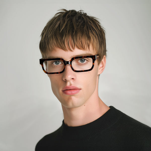 London Mole Icy Reading Glasses In Gloss Tortoiseshell