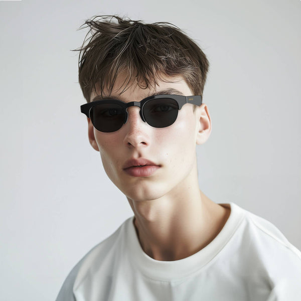 London Mole Courier Sunglasses In Gloss Black