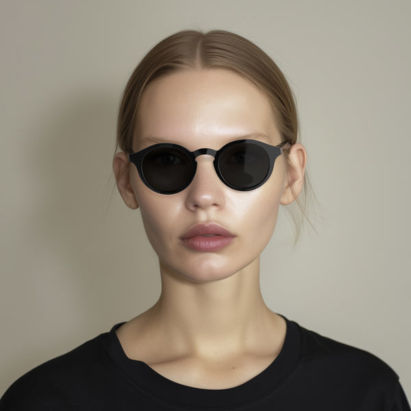 London Mole Graduate Sunglasses In Gloss Black