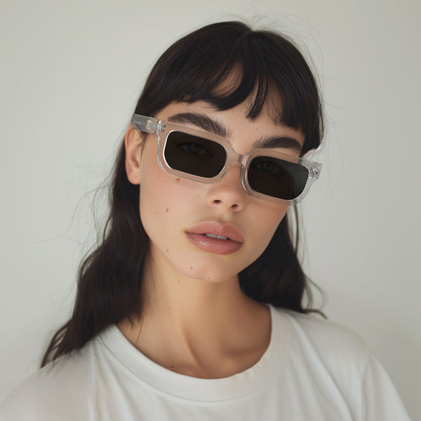 London Mole Icy Sunglasses In Transparent
