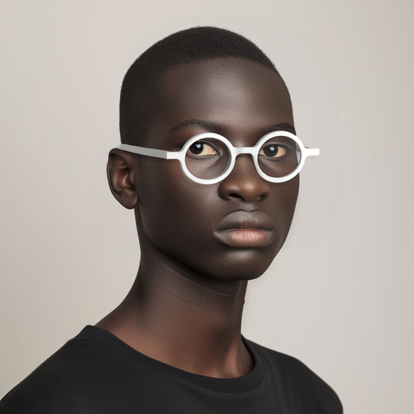 London Mole Moley Reading Glasses In Matt White