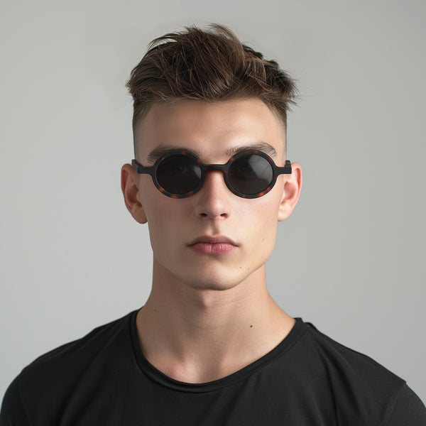 London Mole Moley Sunglasses In Matt Tortoiseshell