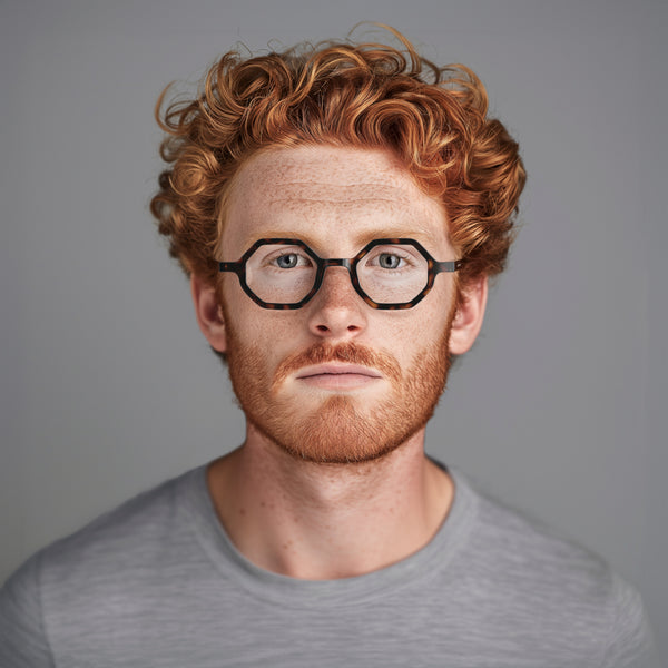 London Mole Malibu Reading Glasses In Gloss Tortoiseshell