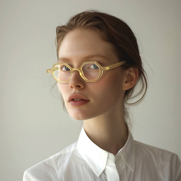 London Mole Malibu Reading Glasses In Rubberised Transparent Honey