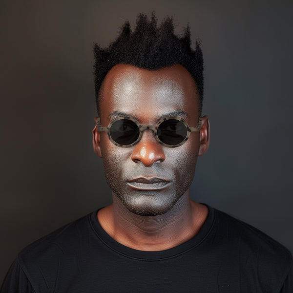 London Mole Moley Sunglasses In Gloss Pale Tortoiseshell