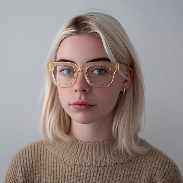 London Mole Vegas Reading Glasses In Rubberised Transparent Honey