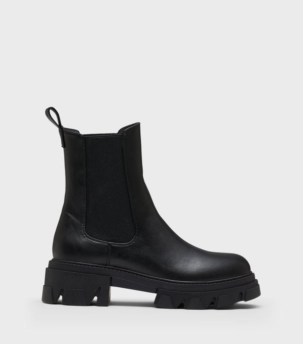 London Rebel Rosie Black Chunky Chelsea Boots