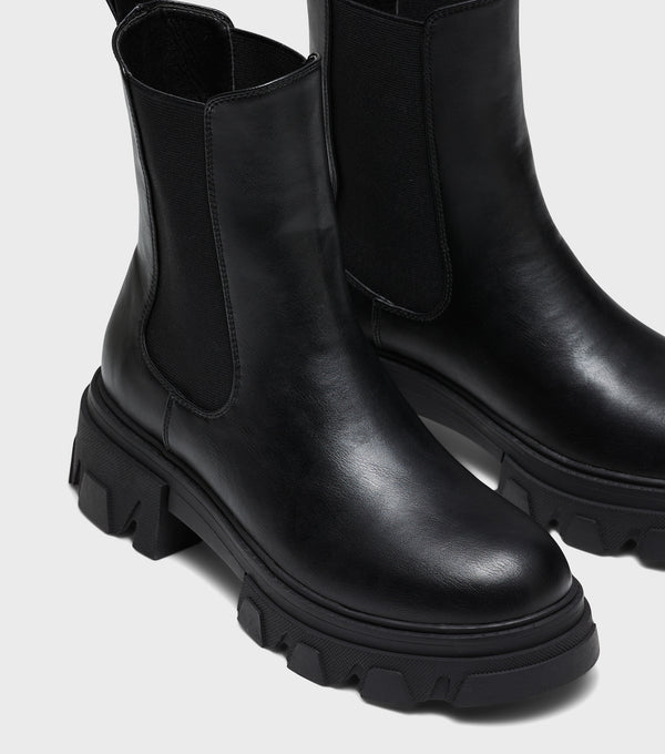 London Rebel Rosie Black Chunky Chelsea Boots