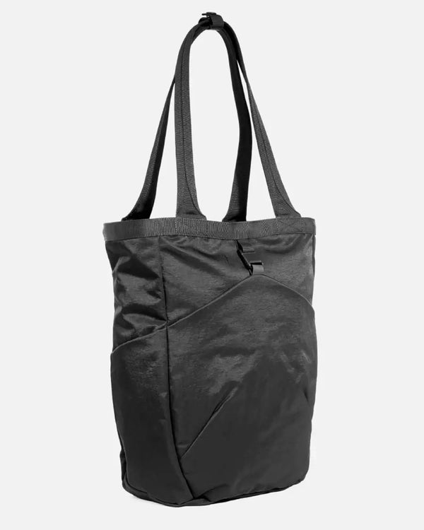 london undercover AER Go Tote 2