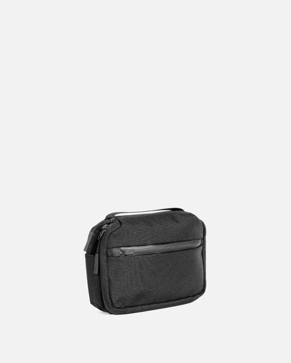 london undercover AER Travel Kit 2