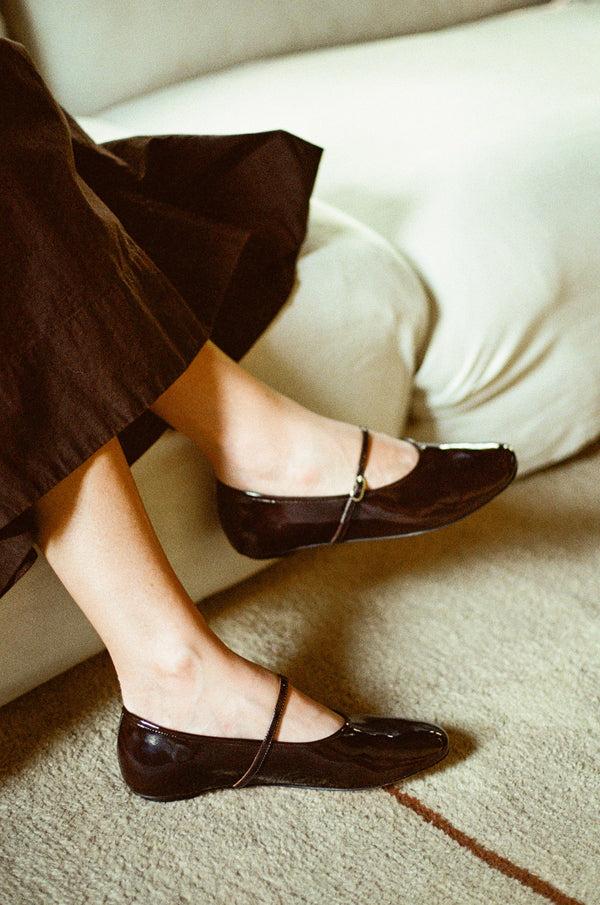 Loq Daria In Cumin Suede