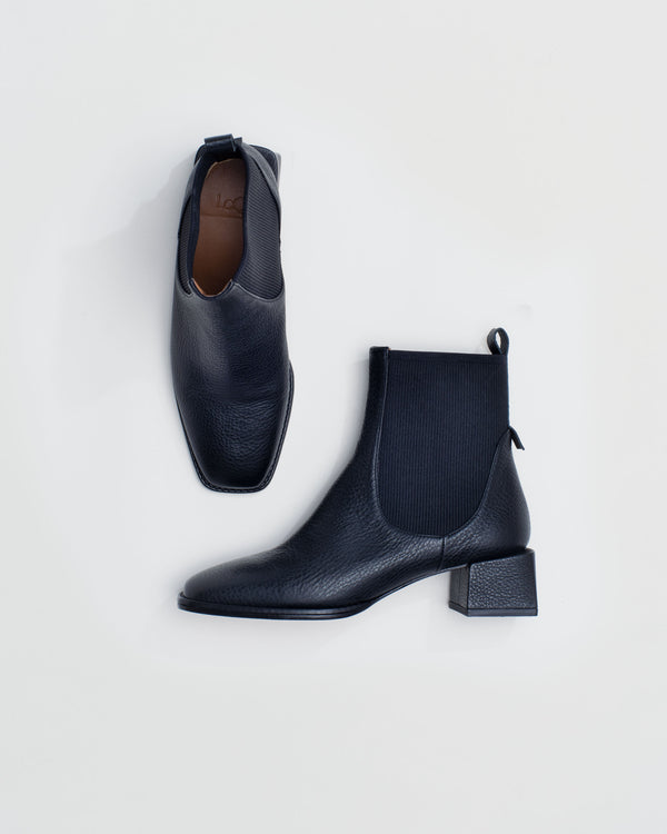 Loq Ottavia In Black