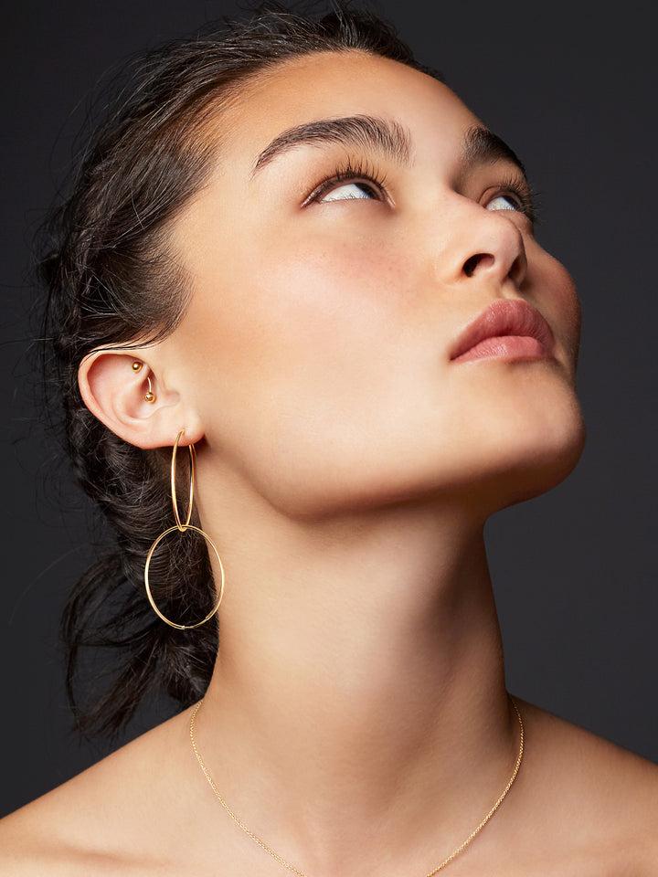 Loren Stewart Nakita Hoops