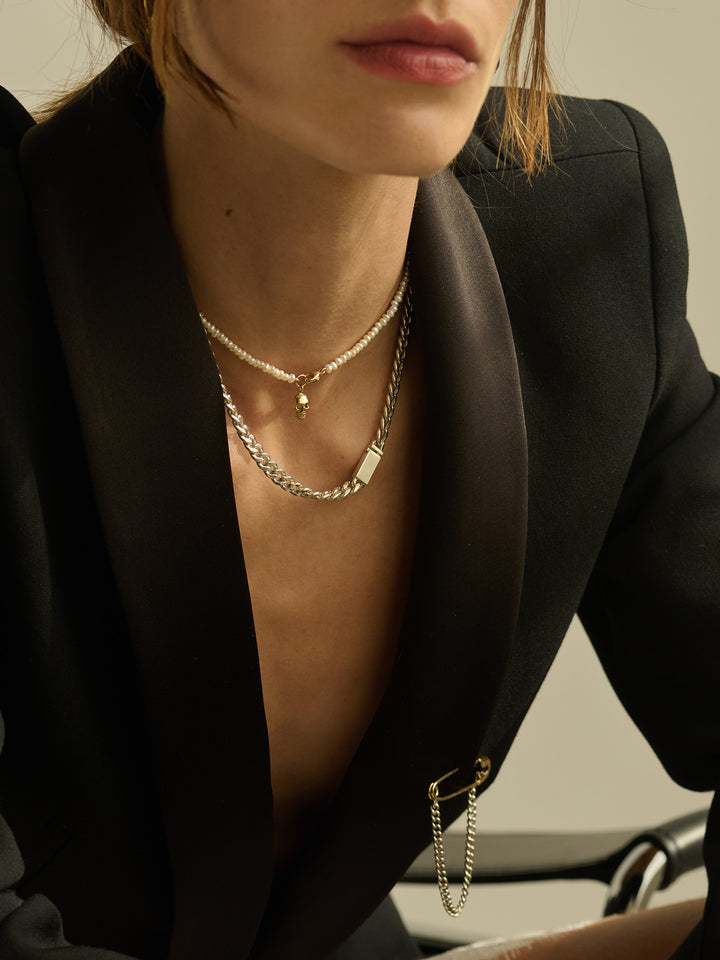 Loren Stewart Skull Pearl Choker