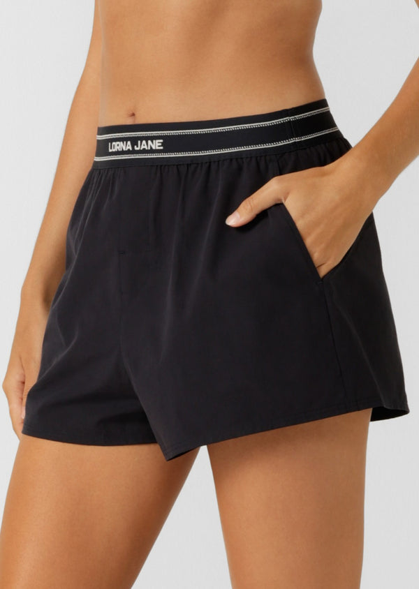lorna jane Effortless Boxer Shorts
