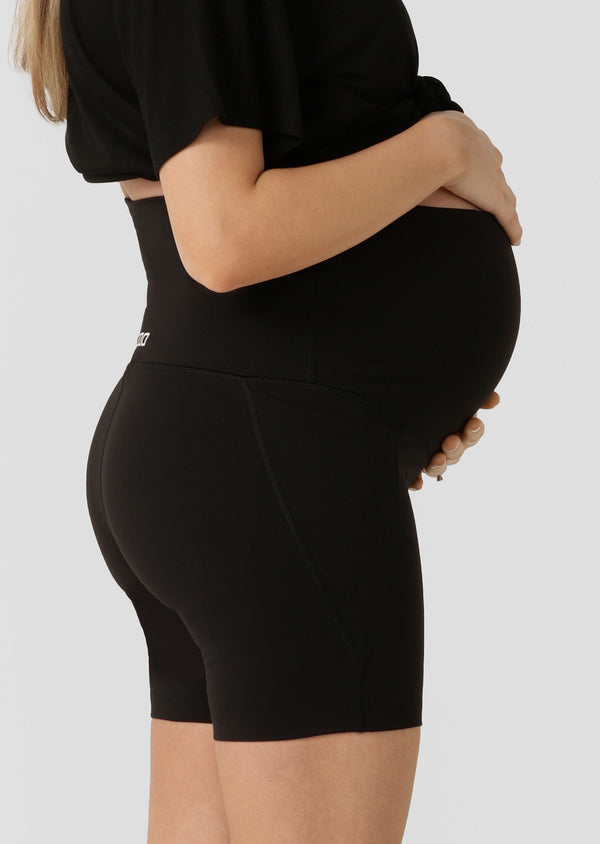 Lorna Jane LJ Maternity Phone Pocket Bike Shorts